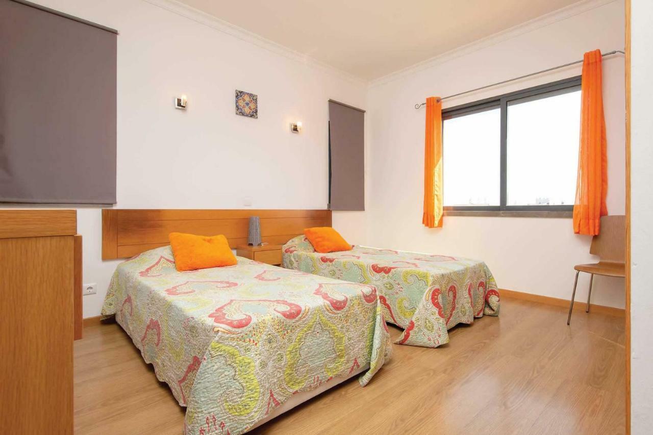 Villa Ruana - 5 Bedrooms On Suite- Free Out Door Hot Jacuzzi - By Bedzy البوفيرا المظهر الخارجي الصورة